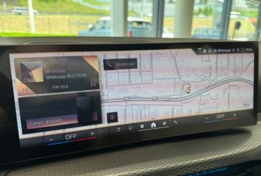 Multim&iacute;dia presente atualmente em modelos recentes da BMW, com o r&aacute;dio interagindo com outros servi&ccedil;os do sistema de multim&iacute;dia / cr&eacute;dito: tudoradio.com