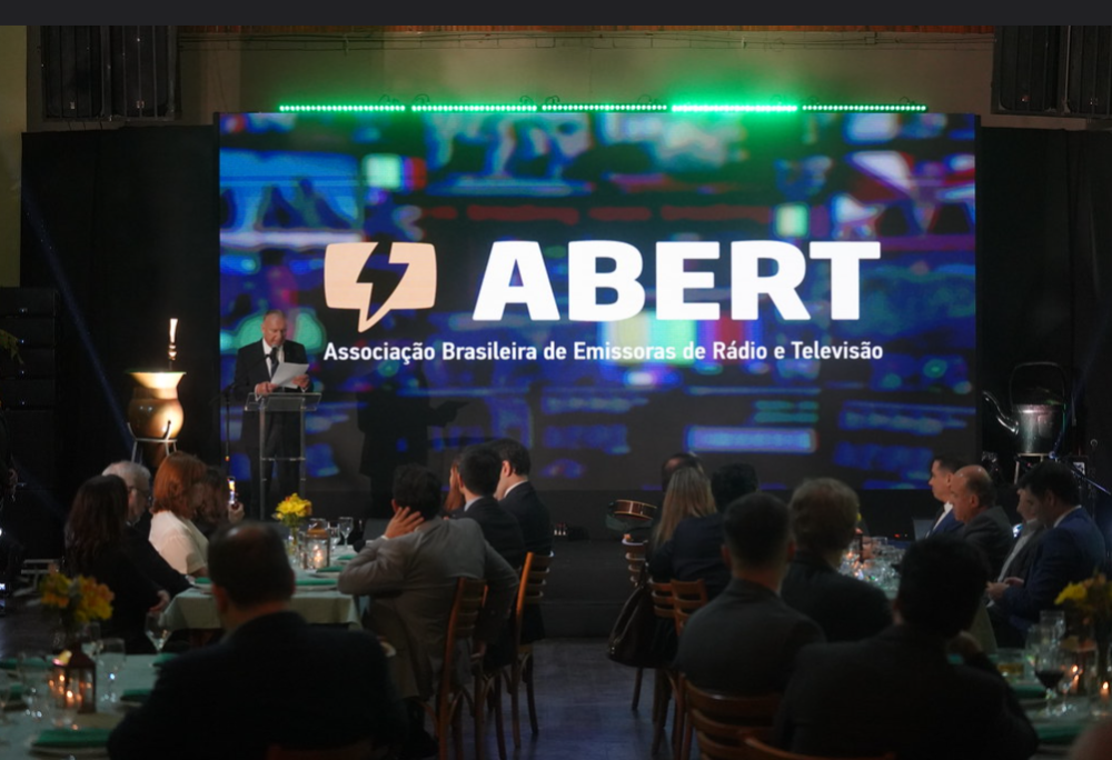 ABERT re&uacute;ne parlamentares do RS em Bras&iacute;lia
